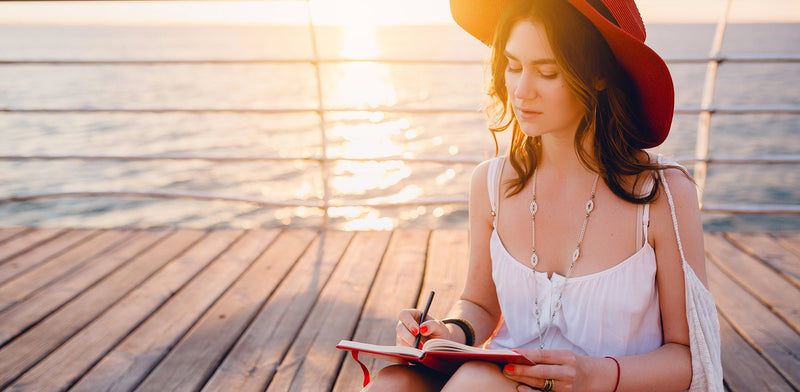 Summer Essentials - Collins Debden UK