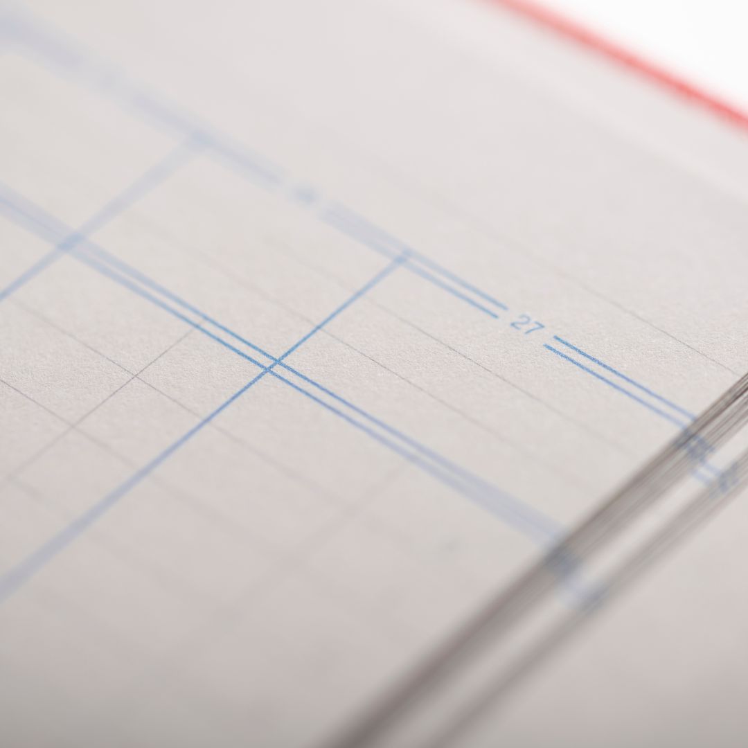 Cathedral -  Accounts Book Analysis 27 Cash Columns - Red (150/27.1)