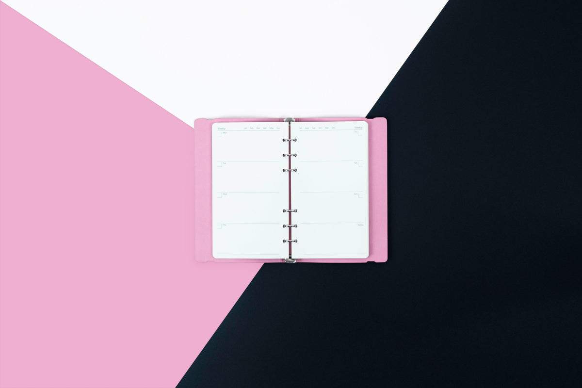 Lit Undated Week to View Organiser